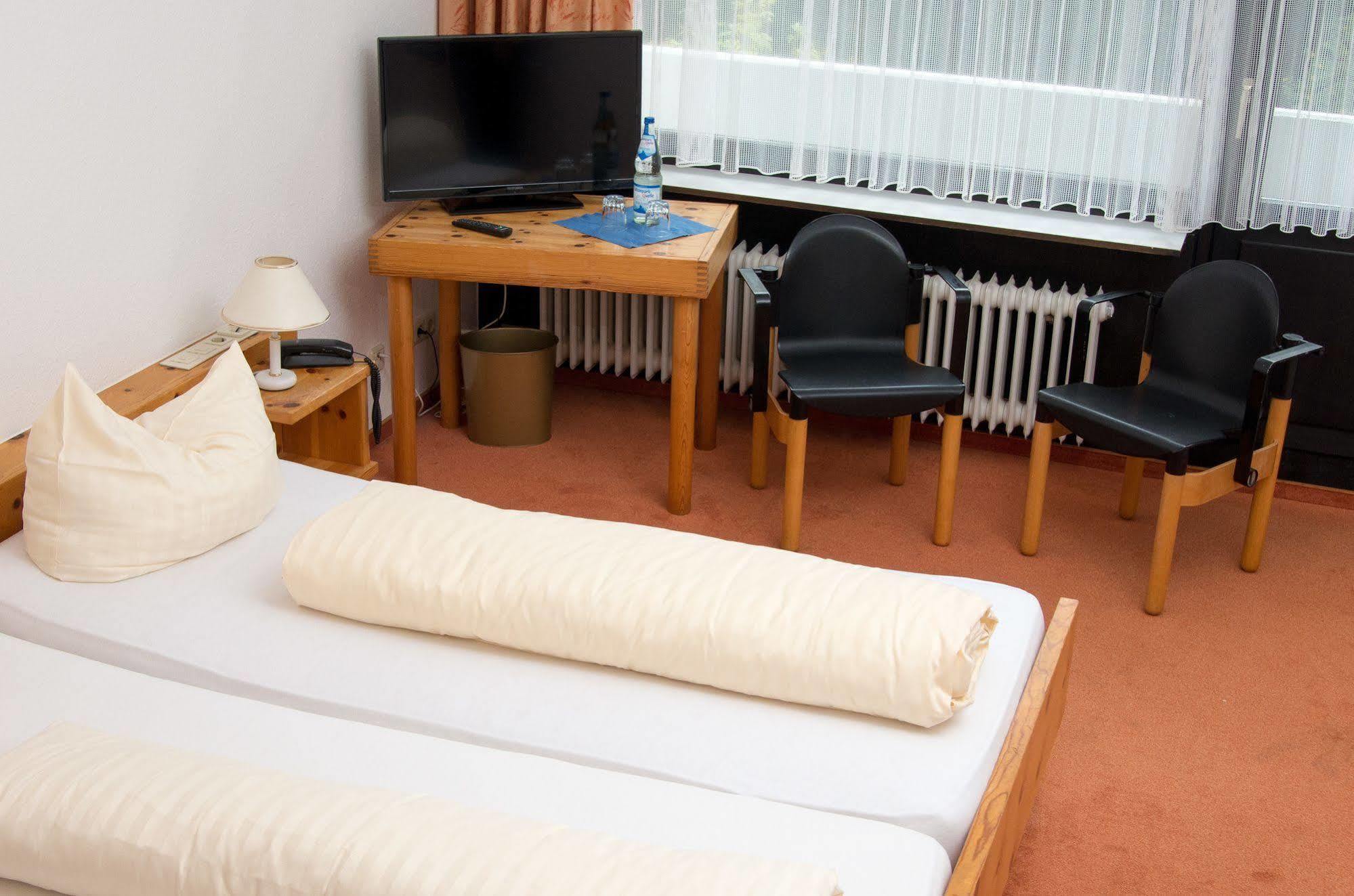 Landhotel Westerwald Ehlscheid Экстерьер фото