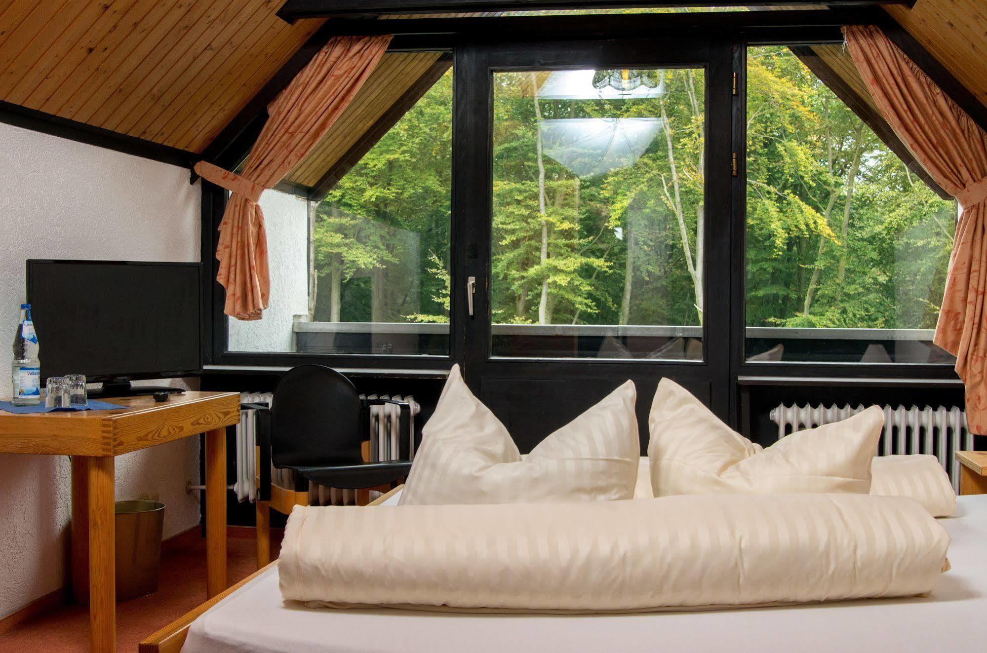 Landhotel Westerwald Ehlscheid Экстерьер фото